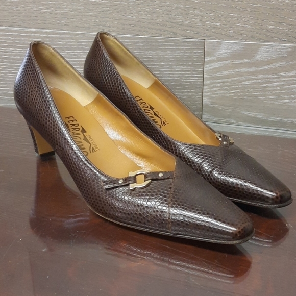 Dressing the Queens of the World - Picture 7 of 10